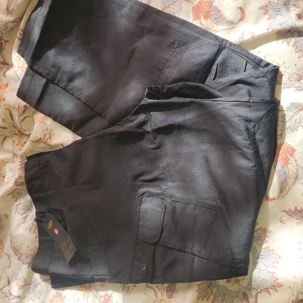 NWT Black Cargo Pants 3XL